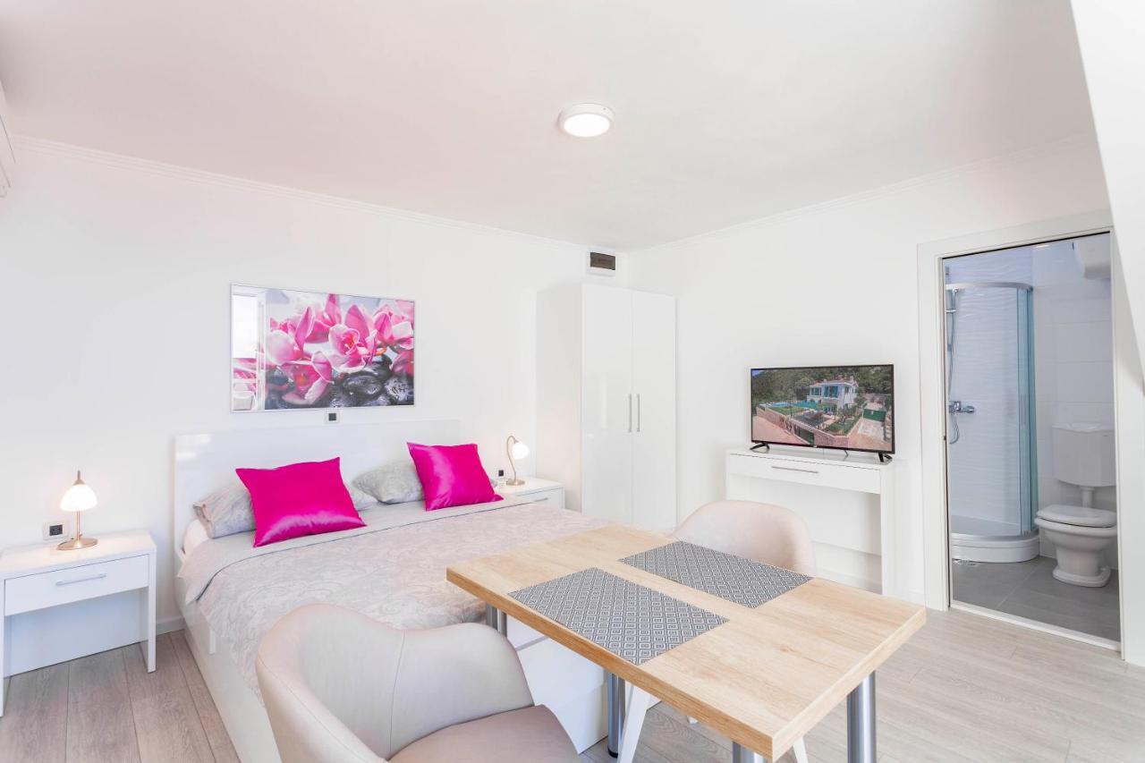 Villa King Apartments Brela Kamer foto